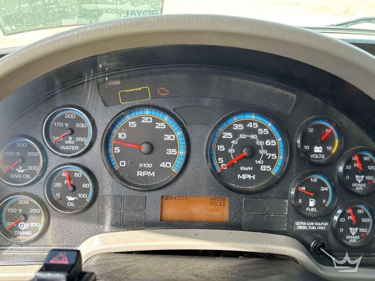 2014-international-durastar-4300-image-13