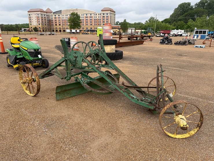 #9119-•-pull-type-road-grader-image-7