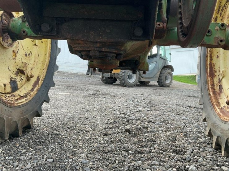 john-deere-b-image-21