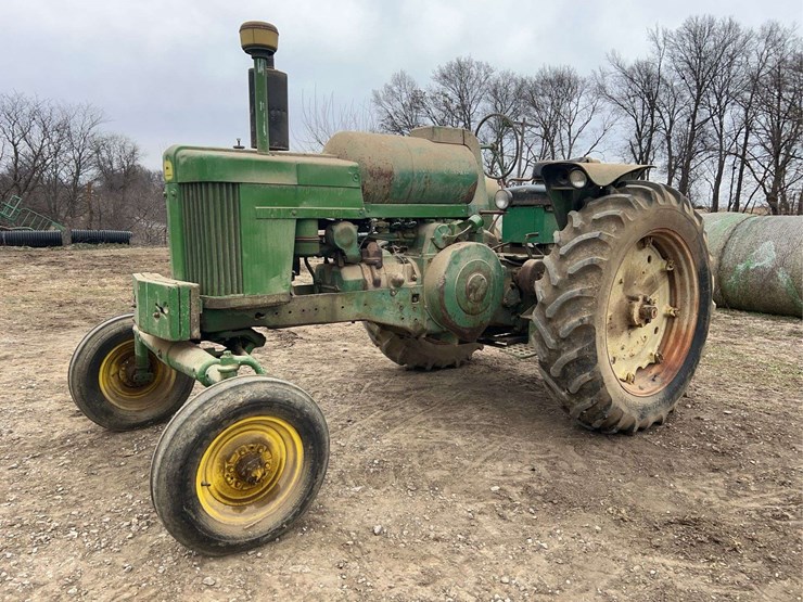 john-deere-70-image-1