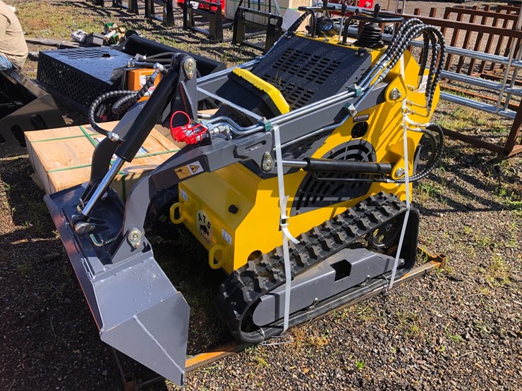 #73-•-ats--t460-mini-skid-steer-loader-image-2