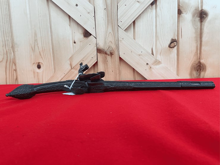flintlock-miquelet-pistol-with-ornate-metalwork-image-6