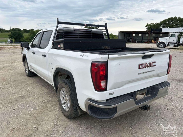 2019-gmc-sierra-1500-image-2