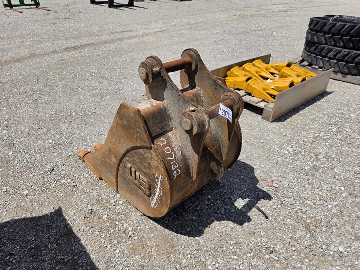 komatsu-pc88mr-8-image-4