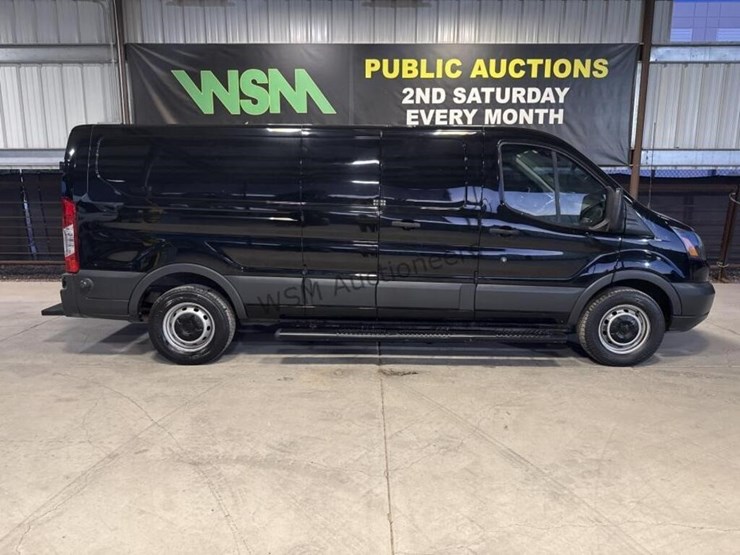 2018-ford-transit-image-1