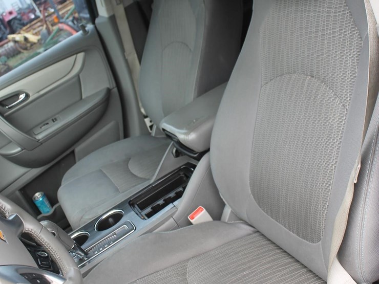 2016-chevrolet-traverse-image-10