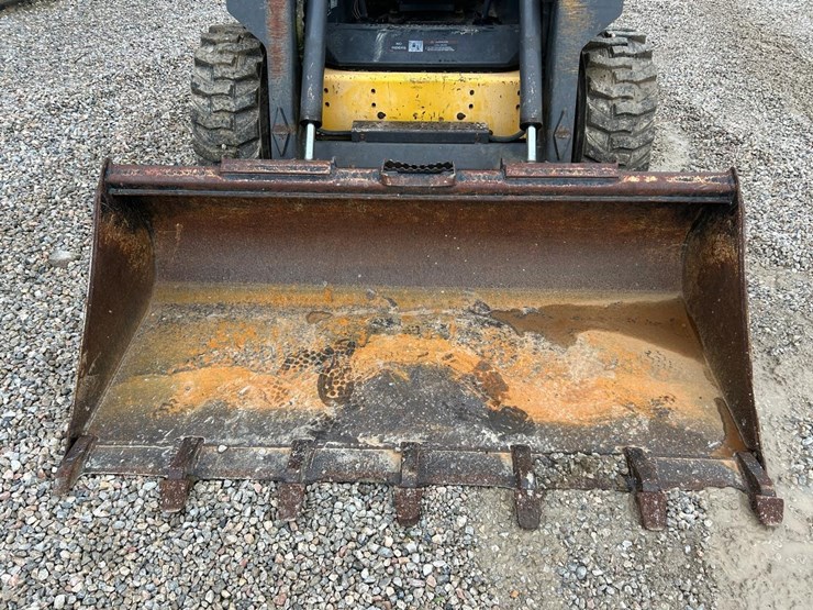 new-holland-ls160-image-9