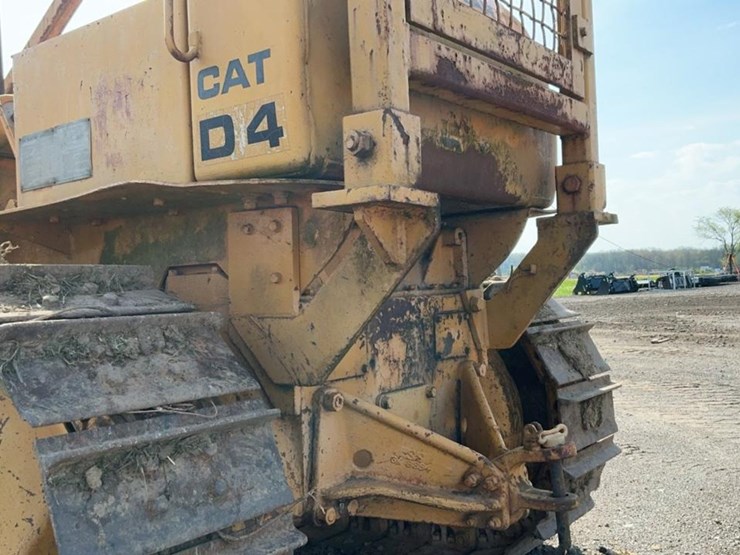 caterpillar-d4-image-22