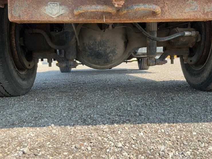 #1951-•-1990-ford-700-dump-truck-image-20