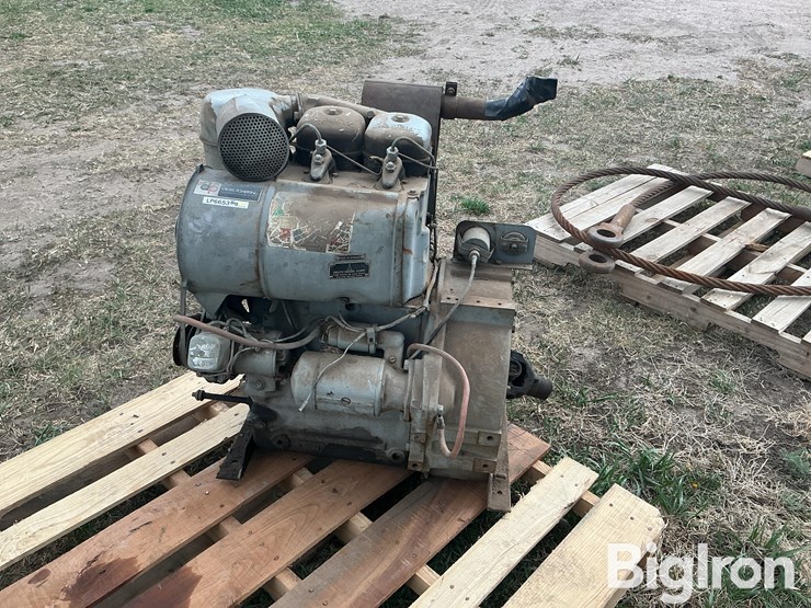 deutz-2-cyl-diesel-engine-image-6