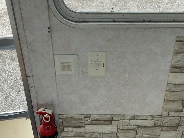 #2250-•-2000-keystone-springdale-lite-rv-image-45