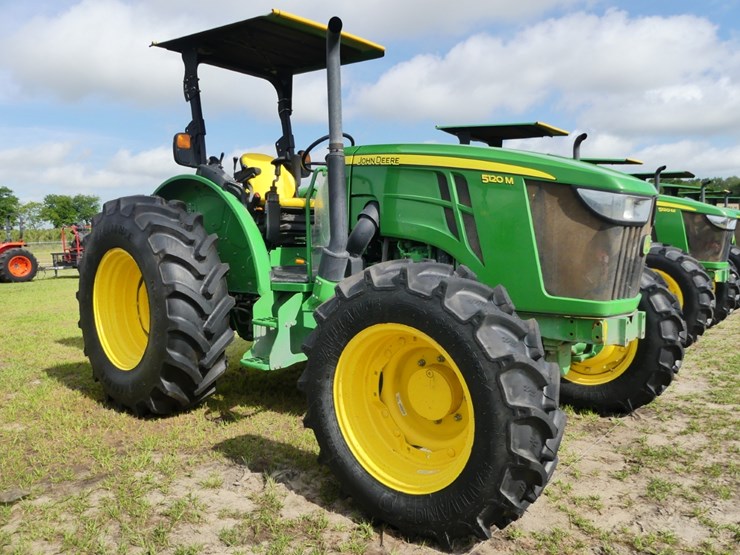 2024-john-deere-5120m-image-1