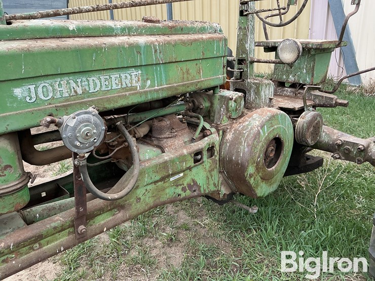 john-deere-b-image-15