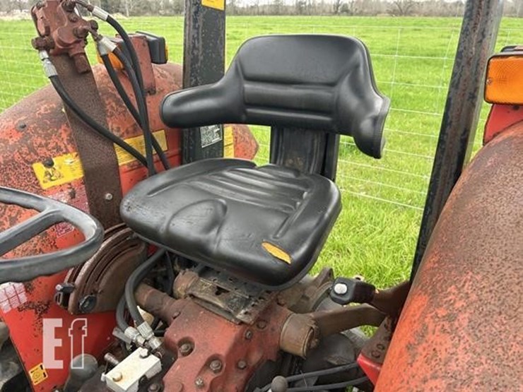 massey-ferguson-240-image-9