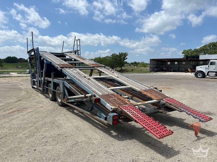2001-freightliner-fl112-image-2