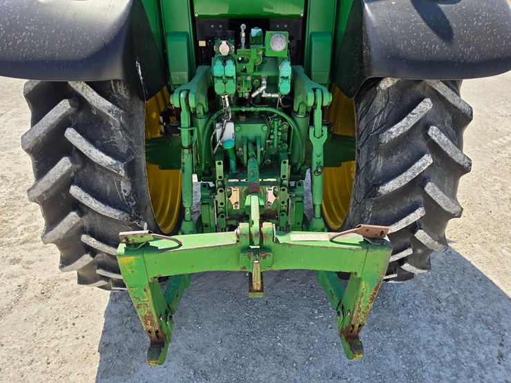john-deere-7520-image-18