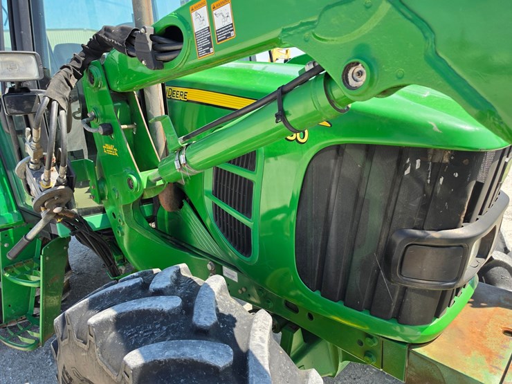 2012-john-deere-6430-image-23