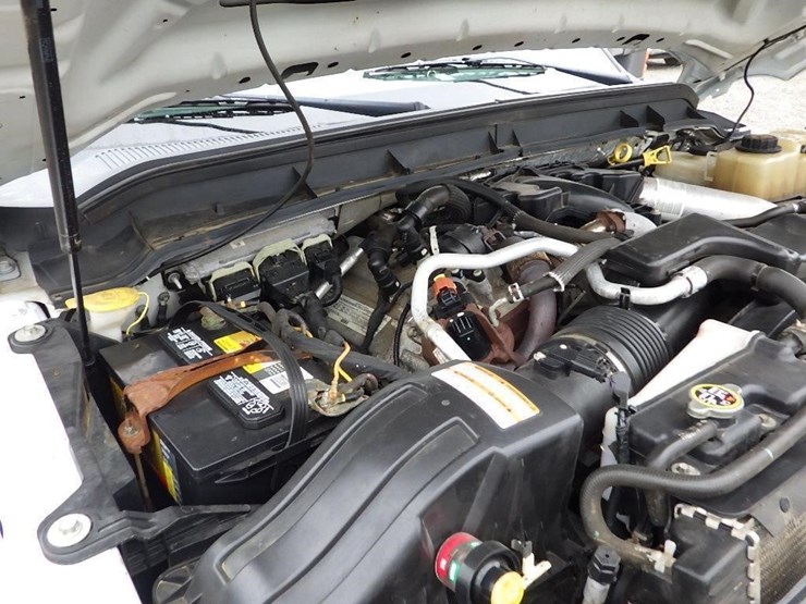 2015-ford-f550-image-19