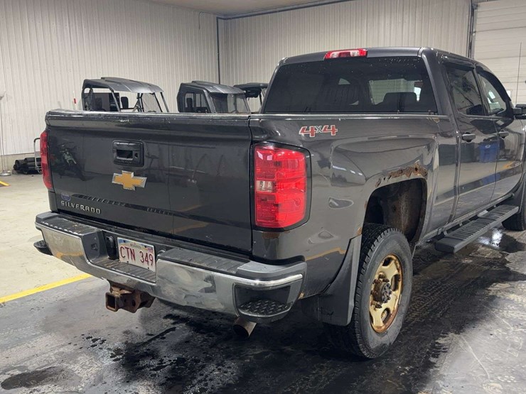 2016-chevrolet-silverado-2500hd-image-5