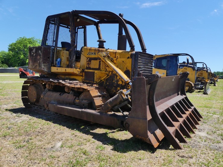 deere-850e-image-2