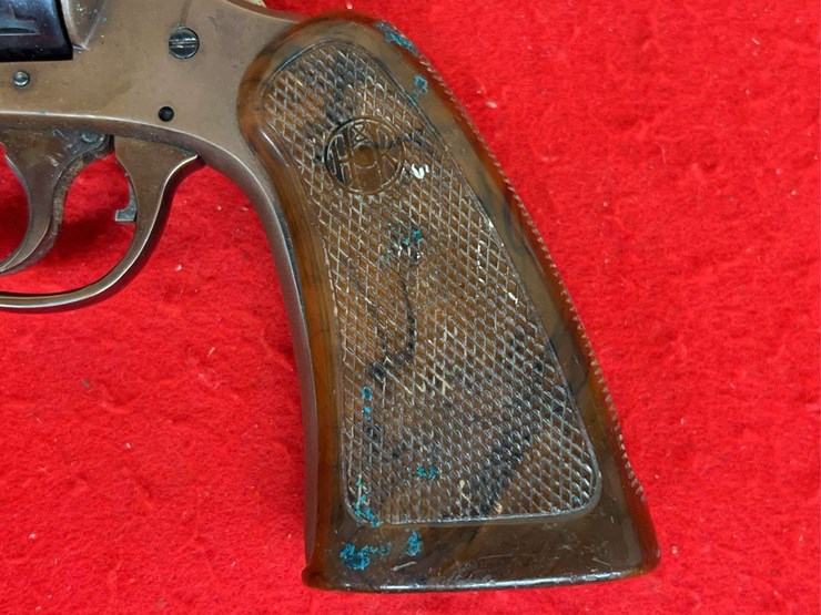 h&r-arms-company-.22-caliber-revolver-image-9