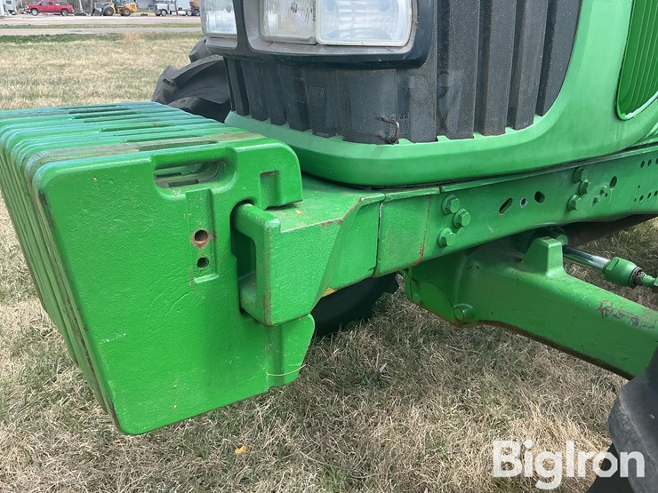 2005-john-deere-7520-image-14