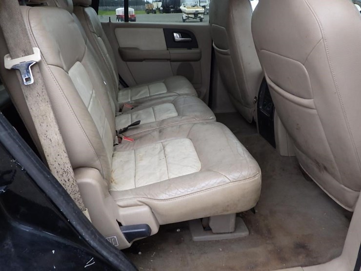 2003-ford-expedition-image-23