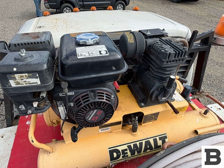 1999-ford-f550-image-21