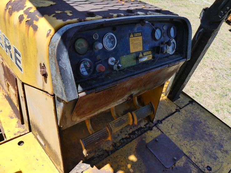 deere-850e-image-11