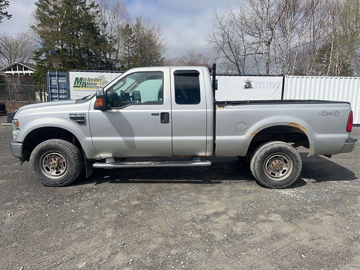 2010-ford-f250-xlt-image-8