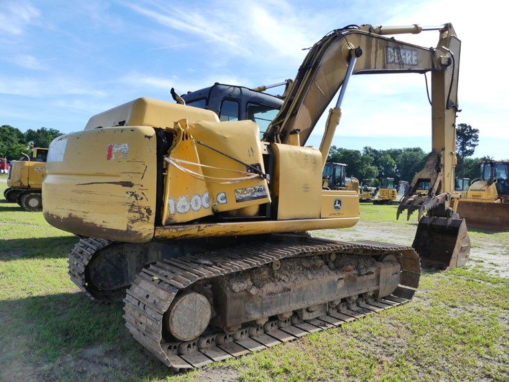2006-deere-160c-lc-image-3