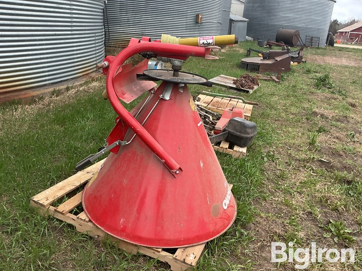cosmo-500-dry-fertilizer-spreader-image-4