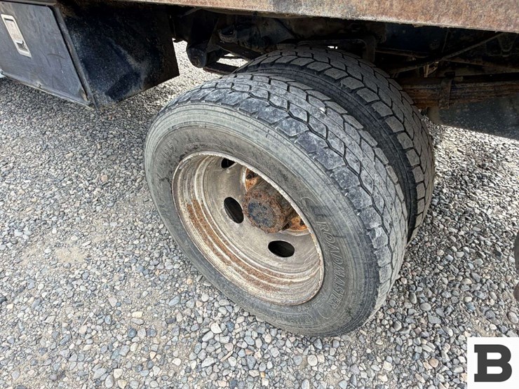 1999-ford-f550-image-14