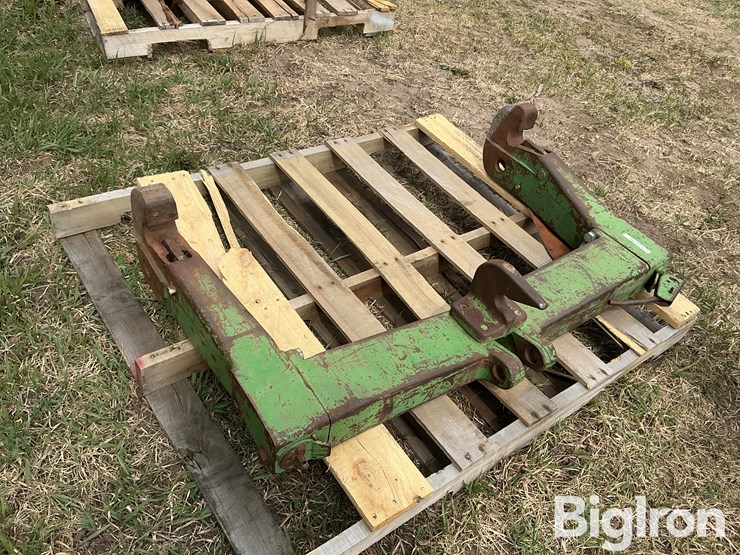 john-deere-3-pt-quick-hitch-image-3