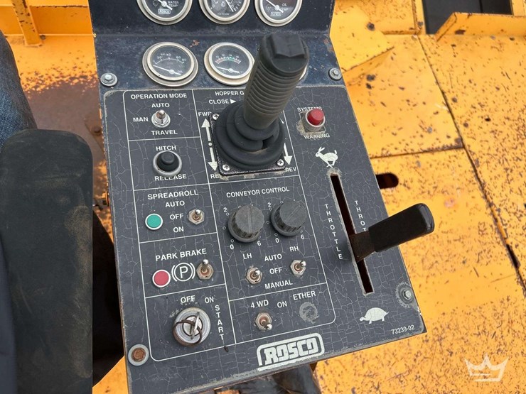 2003-rasco-9010-asphalt-chip-spreader-image-10
