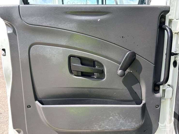 2014-international-durastar-4300-image-19