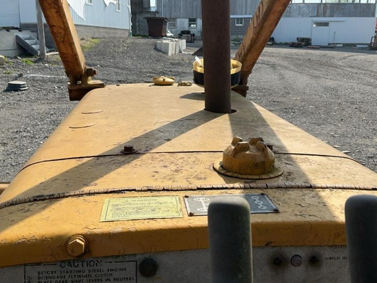 caterpillar-d4-image-56