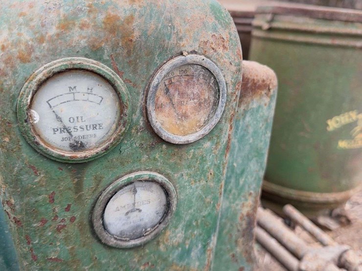 john-deere-b-image-50
