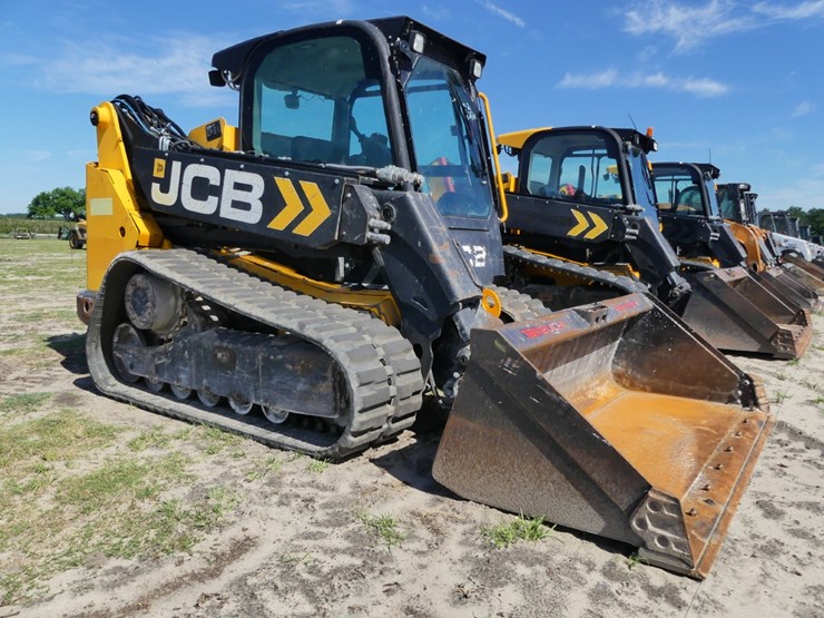 jcb-3ts-8t-image-2