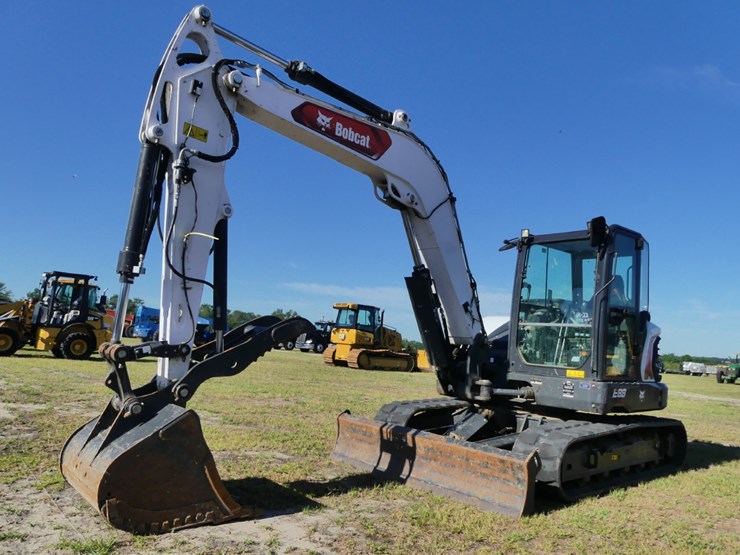 2022-bobcat-e88-image-1