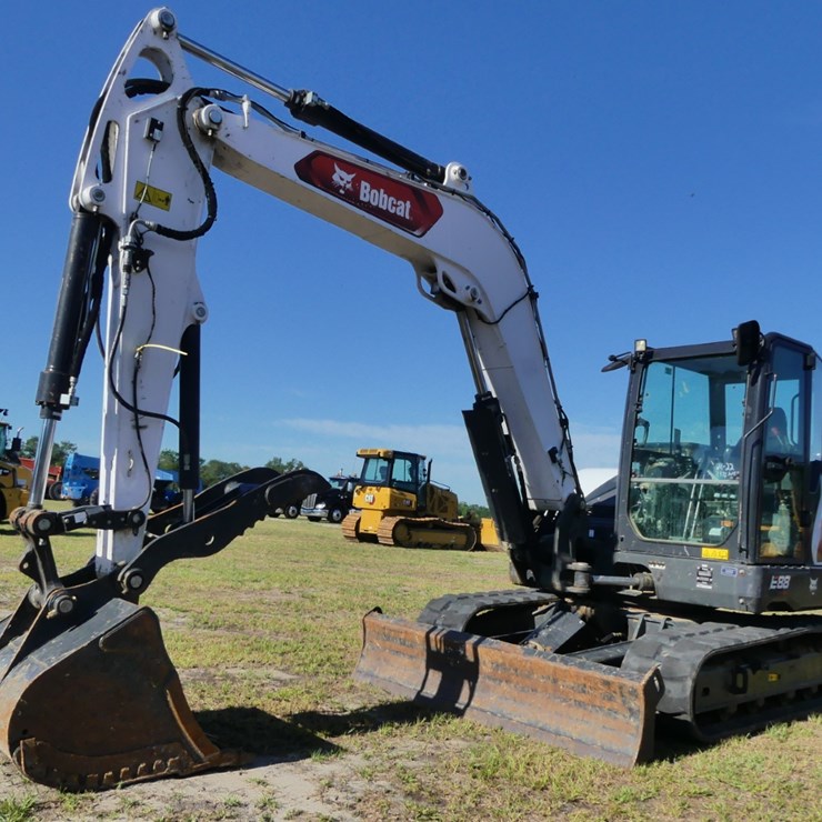 2022 BOBCAT E88