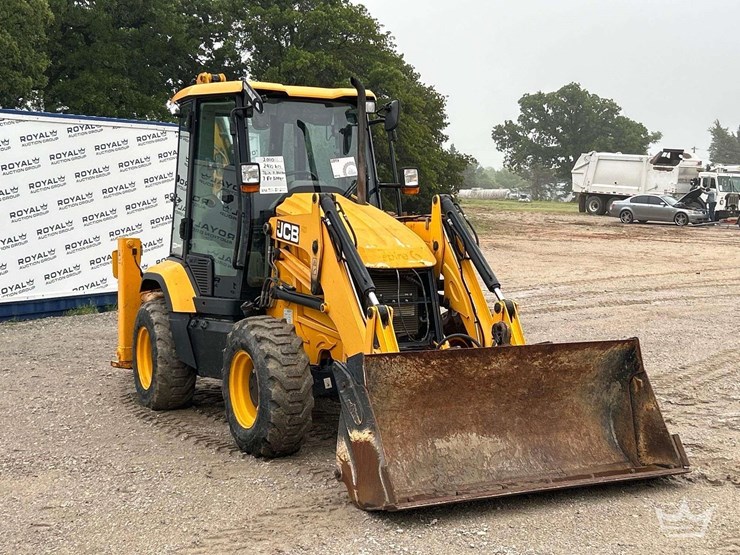 2016-jcb-3cx-image-2