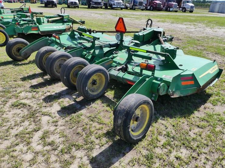 2024-john-deere-fc15r-image-4