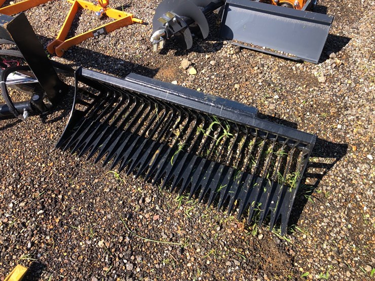 #52-•-43”-mini-skid-steer-rock-bucket-image-2