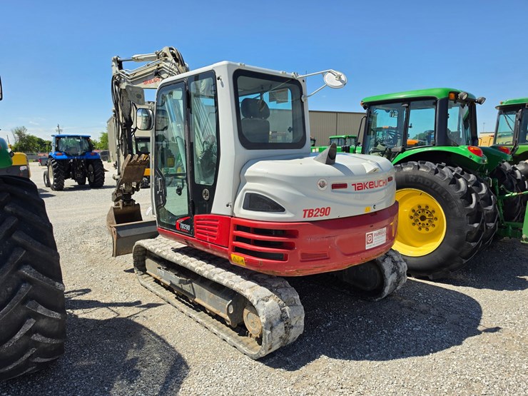 2021-takeuchi-tb290-image-15