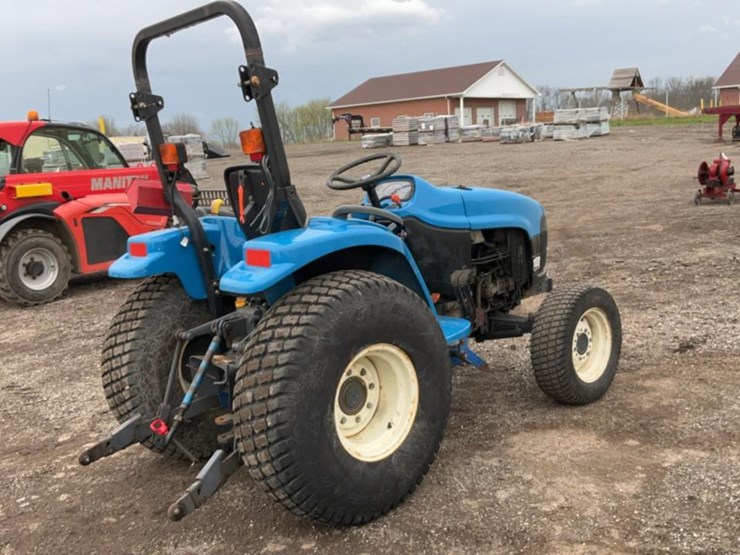 #2400-•-new-holland-tc25s-diesel-tractor-image-5