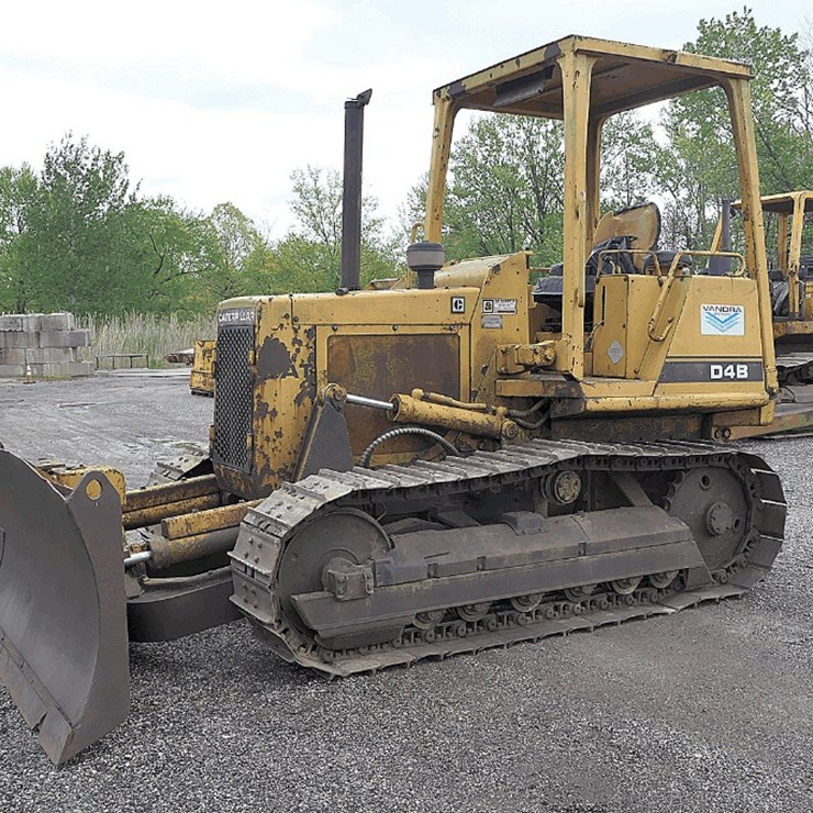 CATERPILLAR D4B