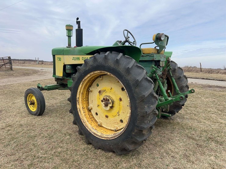 john-deere-730-image-3