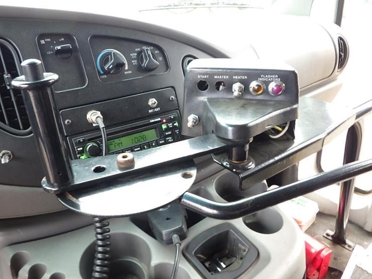 2000-ford-2000-image-32