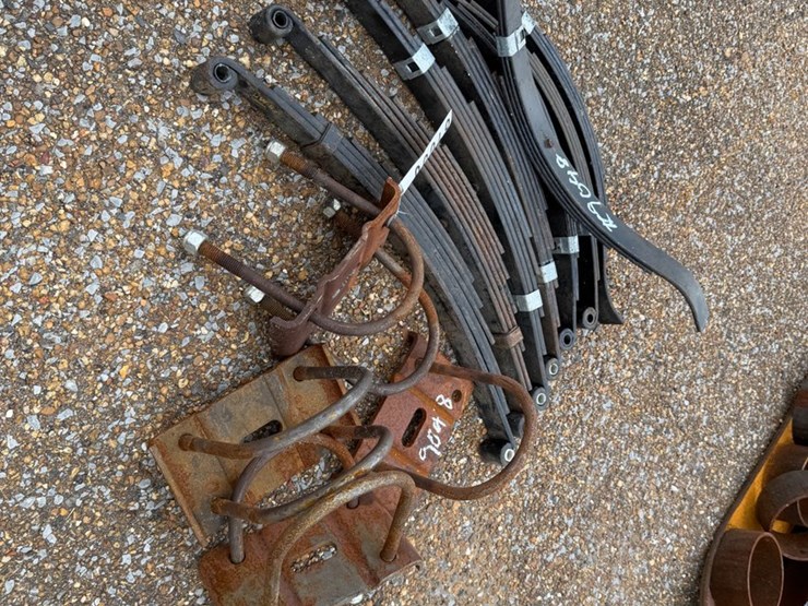 #9048-•-trailer-leaf-springs-&-hangers-image-3